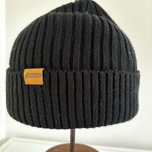 Honnesserry Sherpa fleece lined black rib knit winter beanie hat